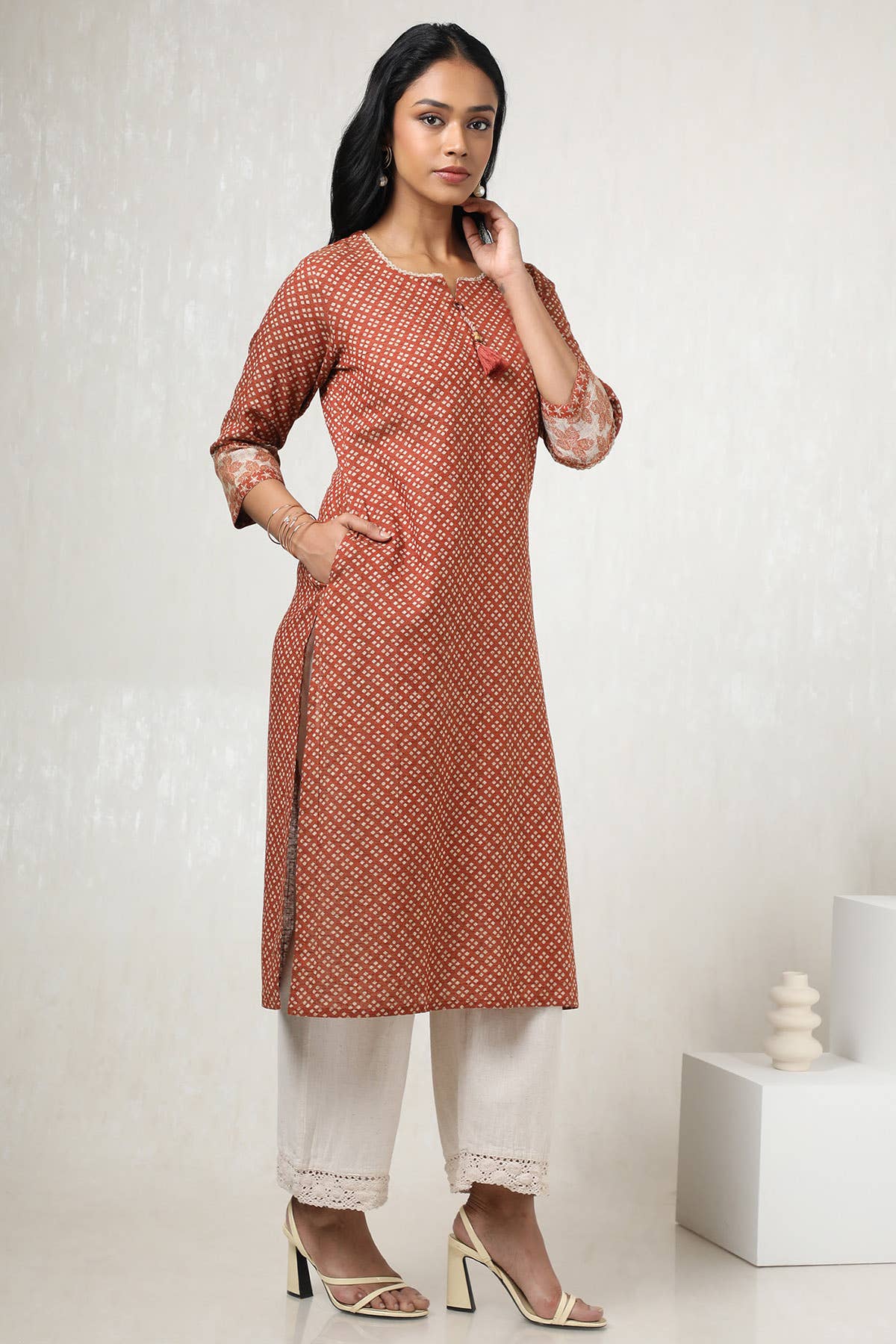 Rust Cotton Geometric Print Kurta With Tassels - View 4