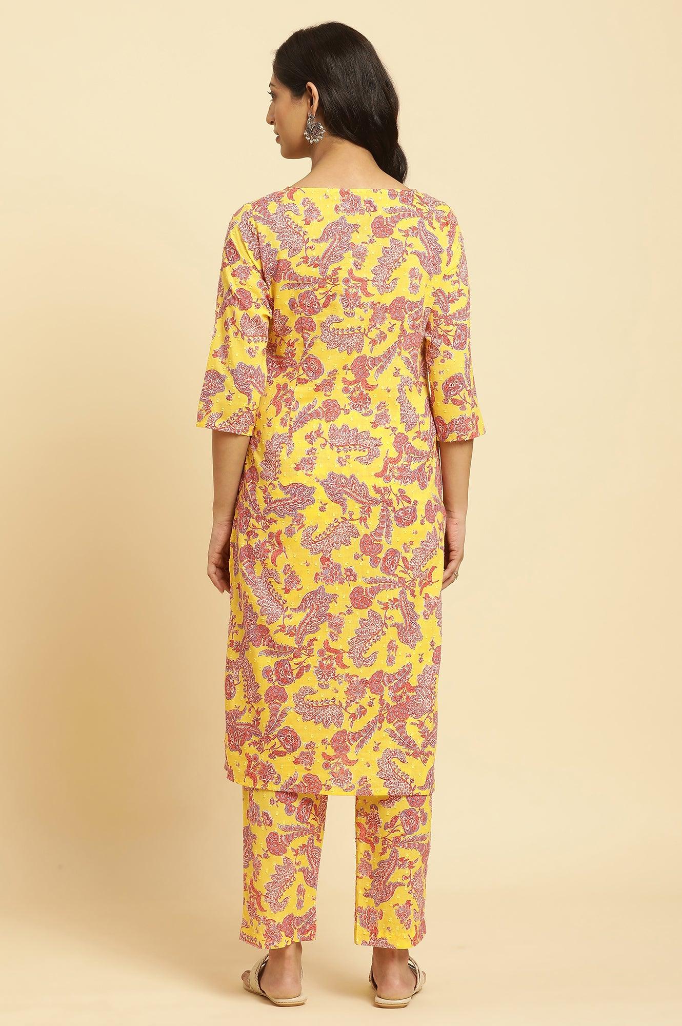 Yellow Floral Printed Cotton Kurta And Pants Co-Ord Set - View 3
