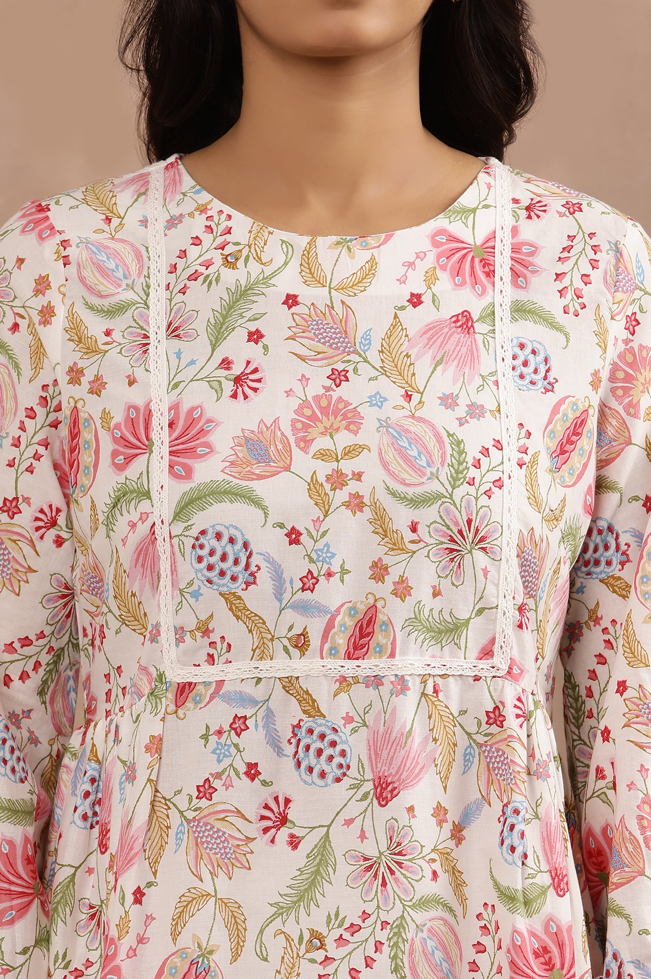 White Floral Printed Pure Cotton Top And Parallel Pants Set - View 4